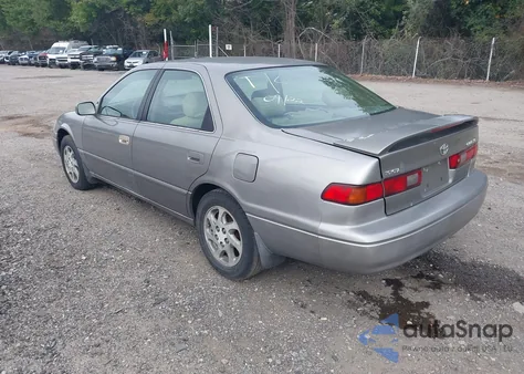 1999 Toyota Camry Ce из США, поврежденный, VIN 4T1BG22KXXU531316